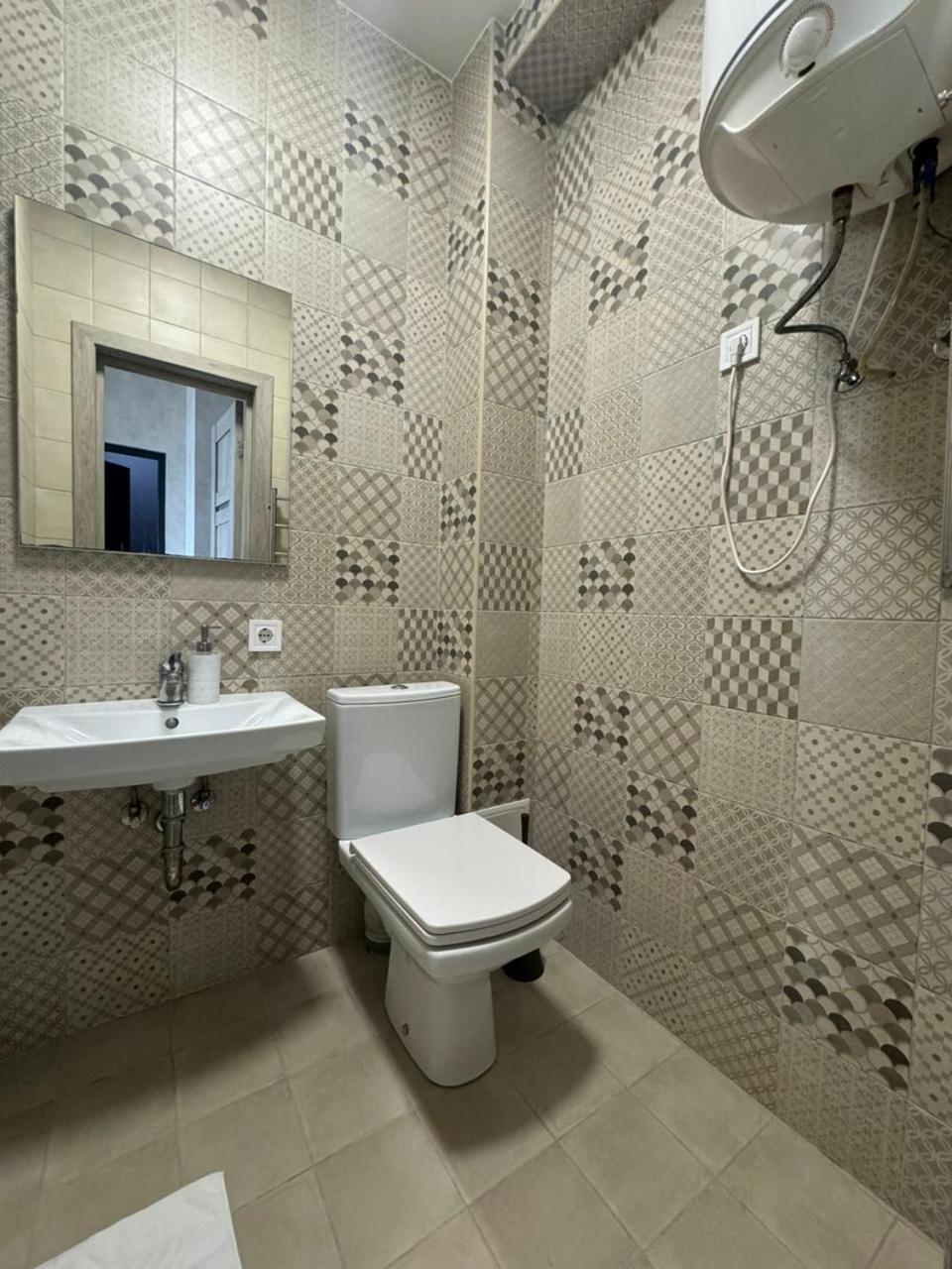 Solo Apartment Virmenska Kyiv Exterior foto